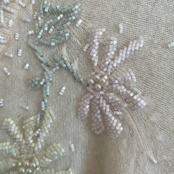 1960’sValentina Ltd beaded cardigan. - Picture 4 of 13